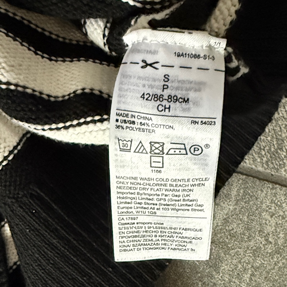 Michael Kors Black & White Striped Crewneck Sweater - Picture 4 of 13